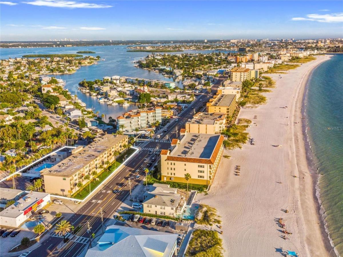 Escape To Paradise St. Pete Beach Esterno foto
