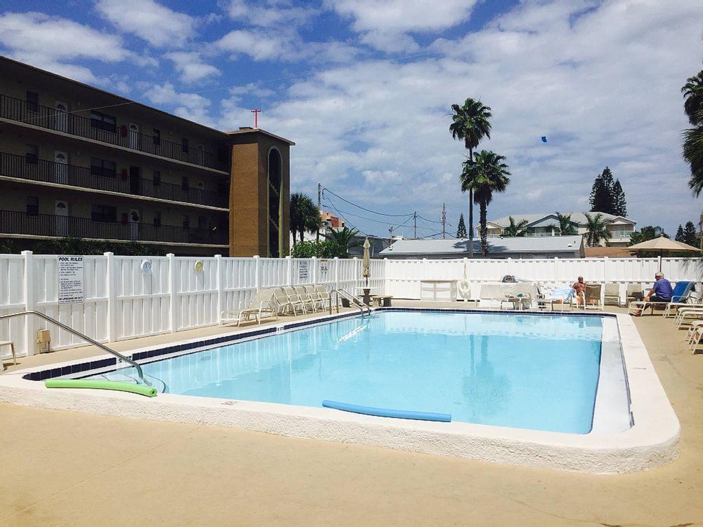 Escape To Paradise St. Pete Beach Esterno foto